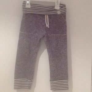 Heather gray striped yoga pants